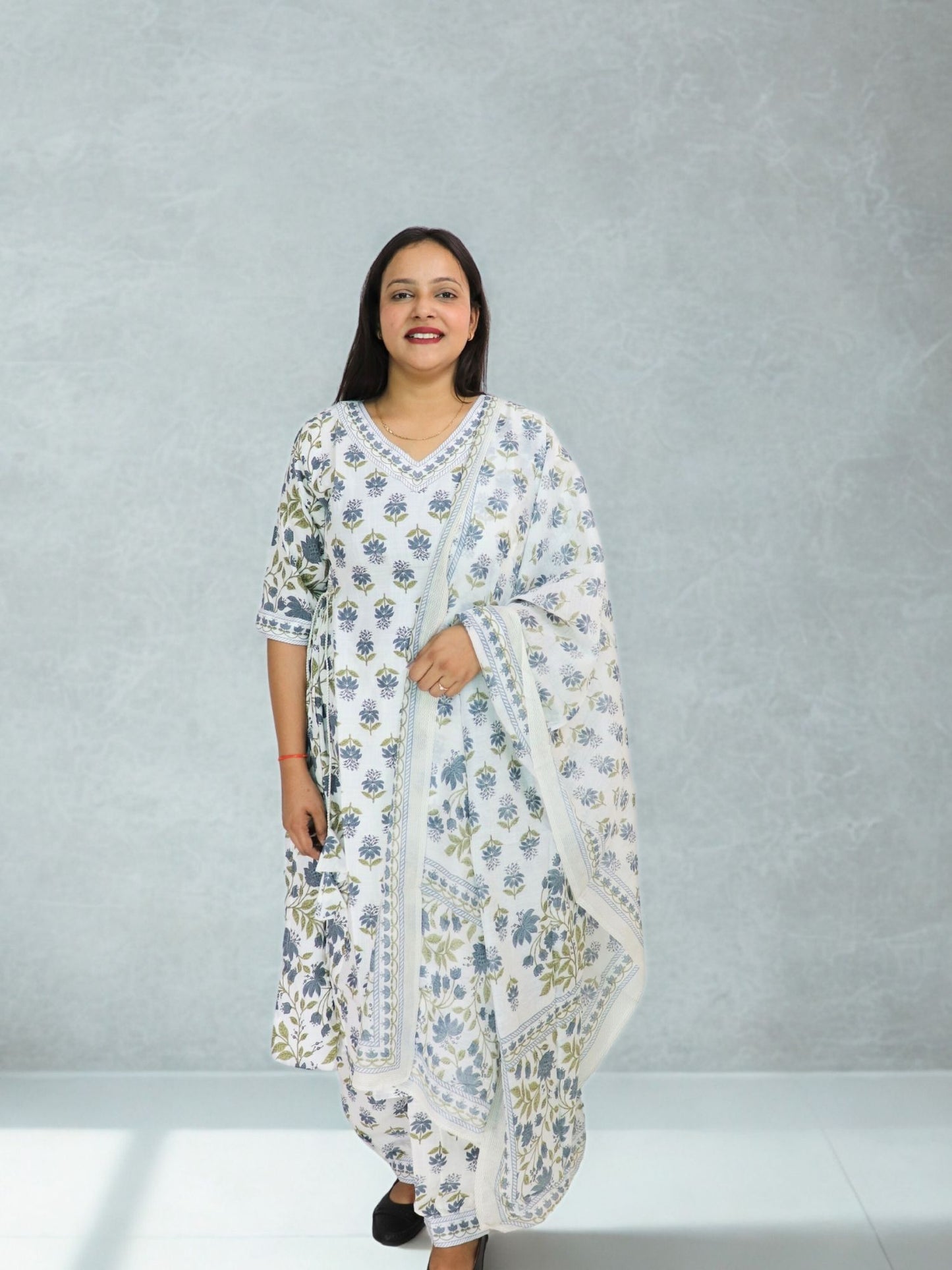 Women Viscose Printed Kurta Pant With Dupatta