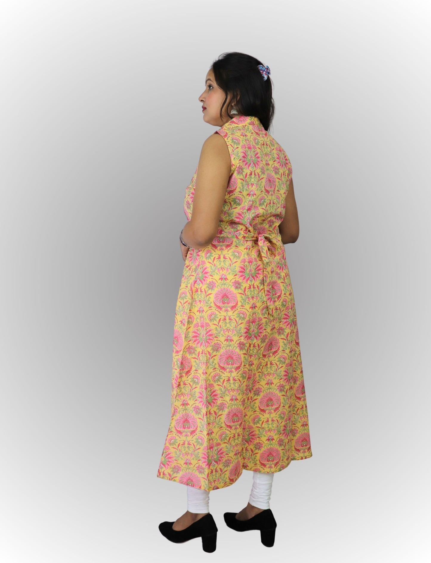 Vedickulture Floral Print Sleeveless Long A-line Kurta, Yellow and Pink, Collared Neck with Belt