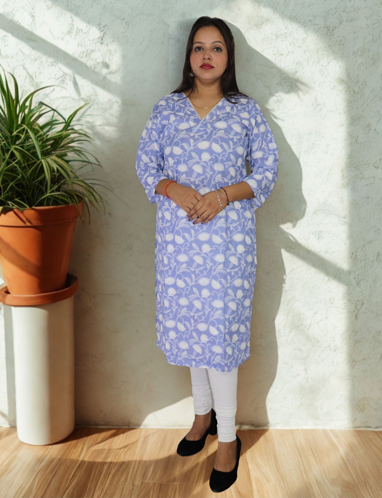 Vedickulture Floral Print Cotton Kurti, V-Neck, 3/4 Sleeve, Light Blue and White, Casual Wear