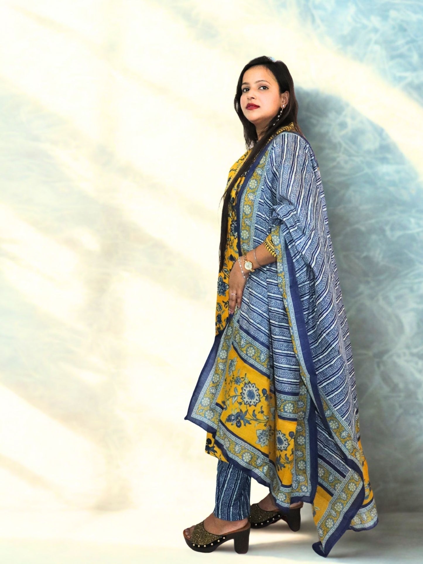 Women Block Printed Anarkali Kurta And Pant Set With Dupatta