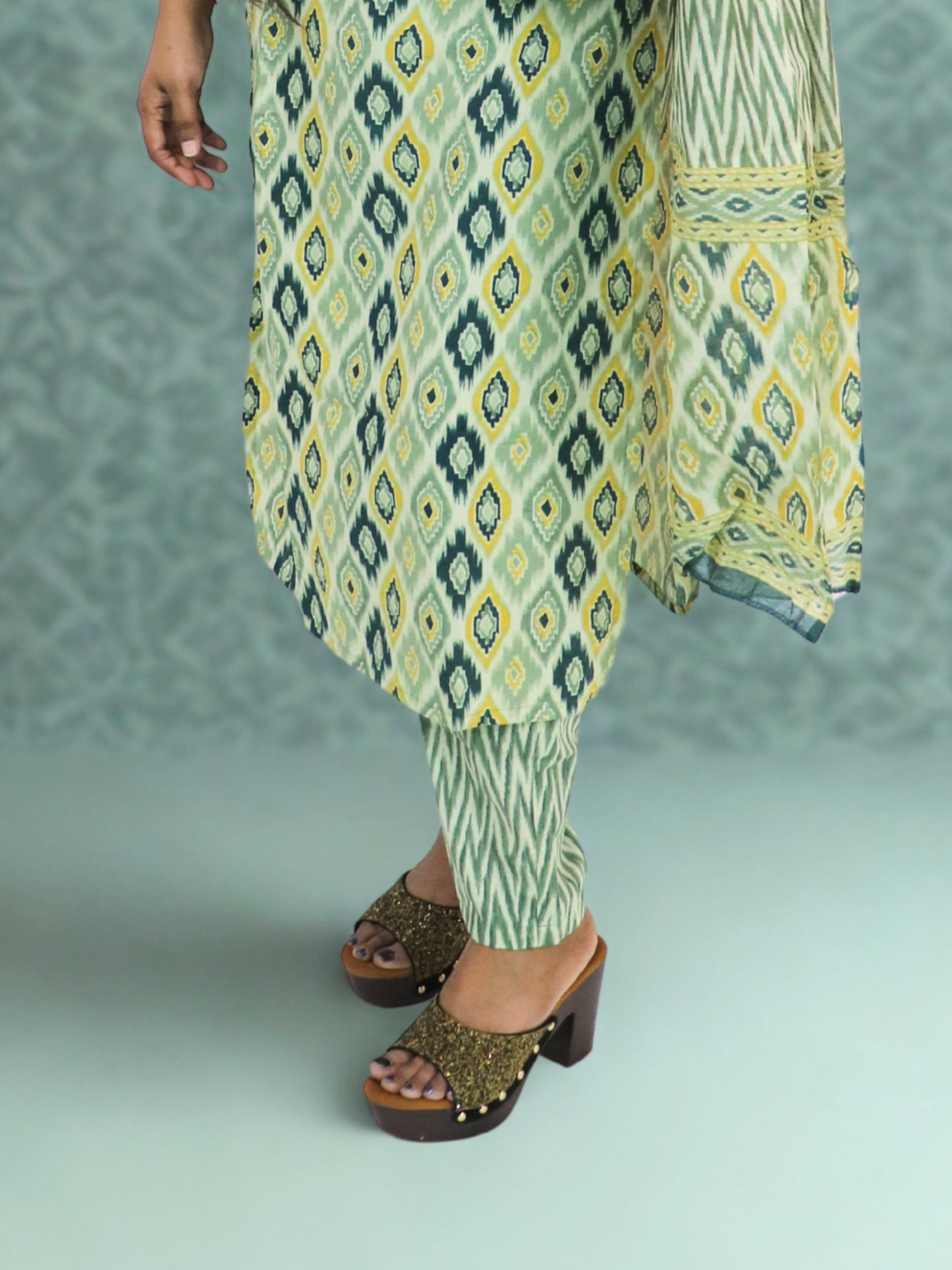 Women's Rayon Viscose Printed Straight Kurta with Pant & Dupatta