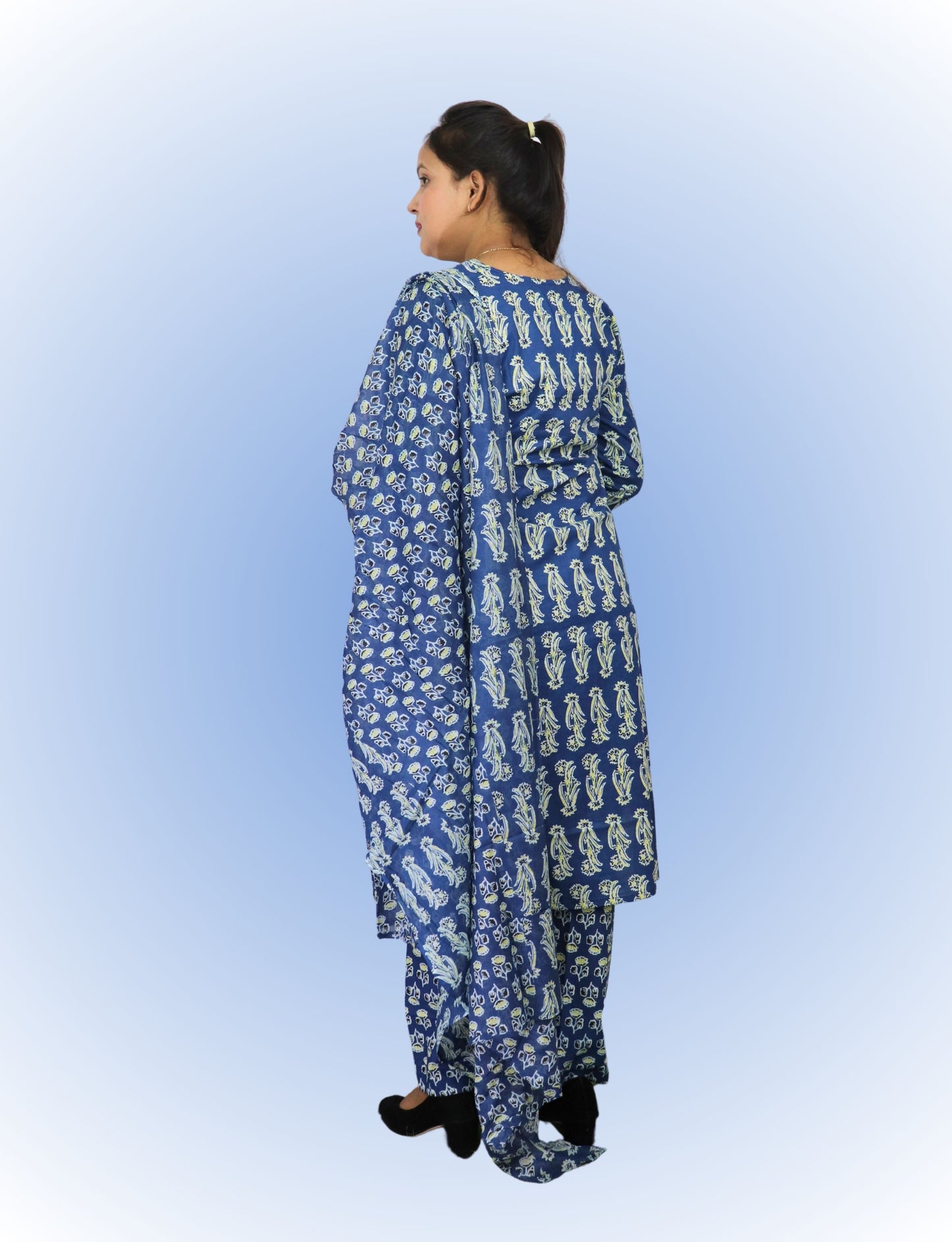 Vedickulture Traditional Cotton Salwar Kameez Set, Blue Block Print, V-Neck, Full Sleeves
