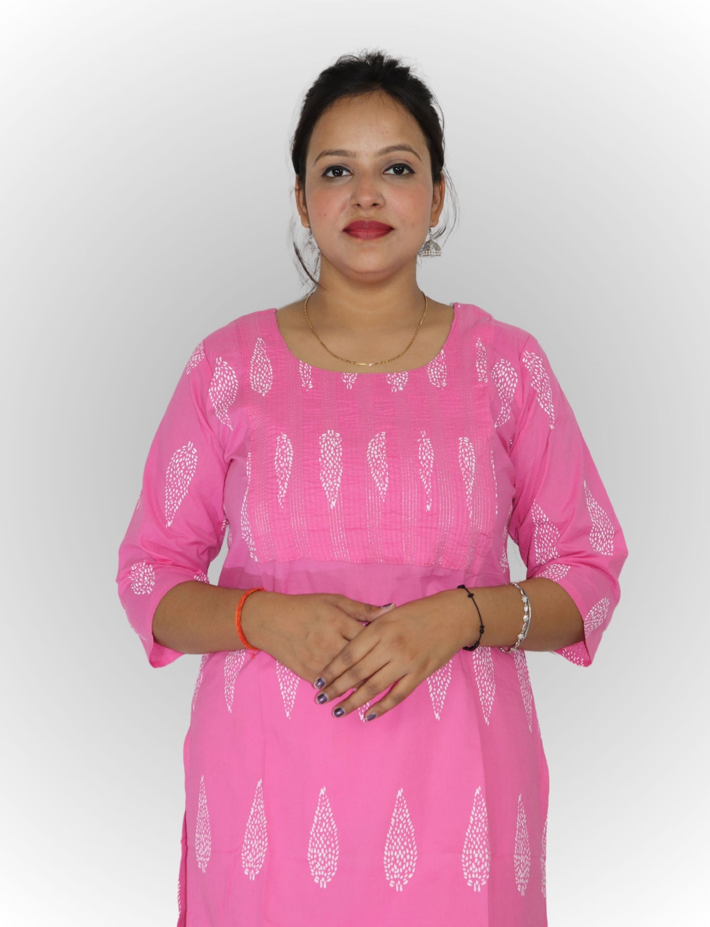 Vedickulture Pink Cotton Kurti with White Paisley Print, 3/4 Sleeves, Round Neck, Casual Wear