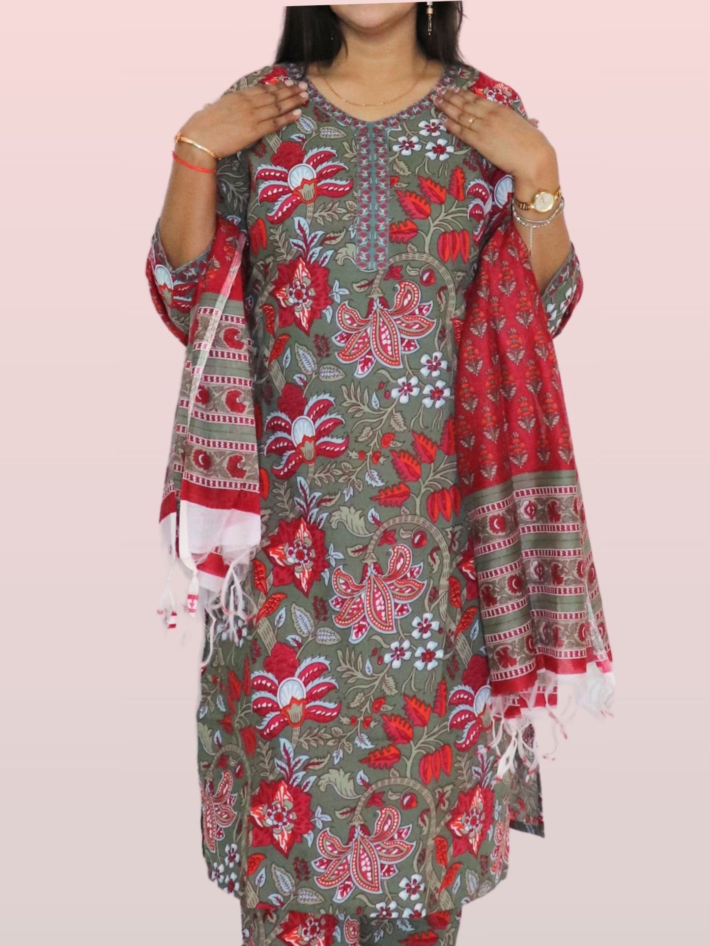 Women Straight Printed Kurta and Pant Set with Dupatta