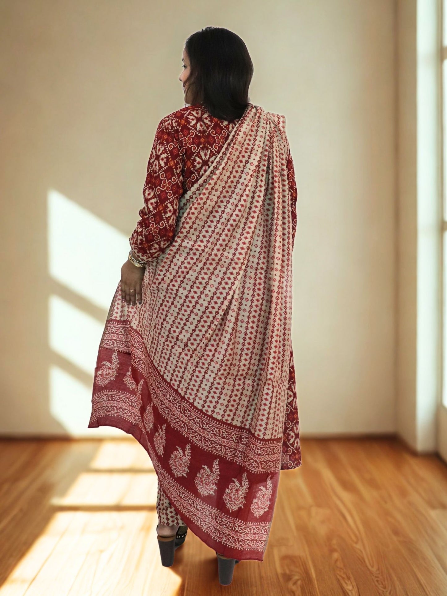 Women Viscose Printed Kurta Pant With Dupatta