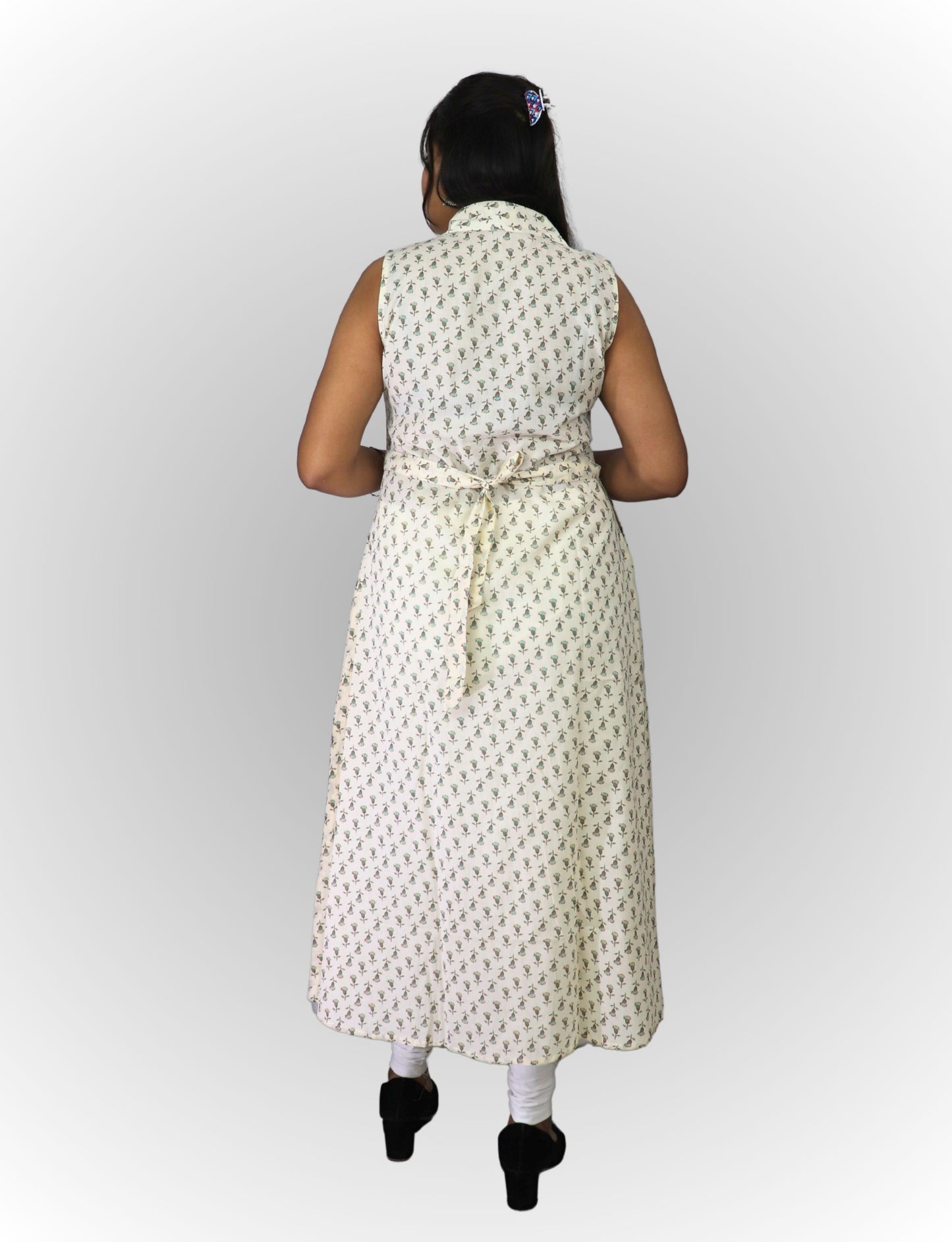 Vedickulture Floral Print Sleeveless Long A-line Kurties, Cotton, Off-White, Collared Neck with Belt