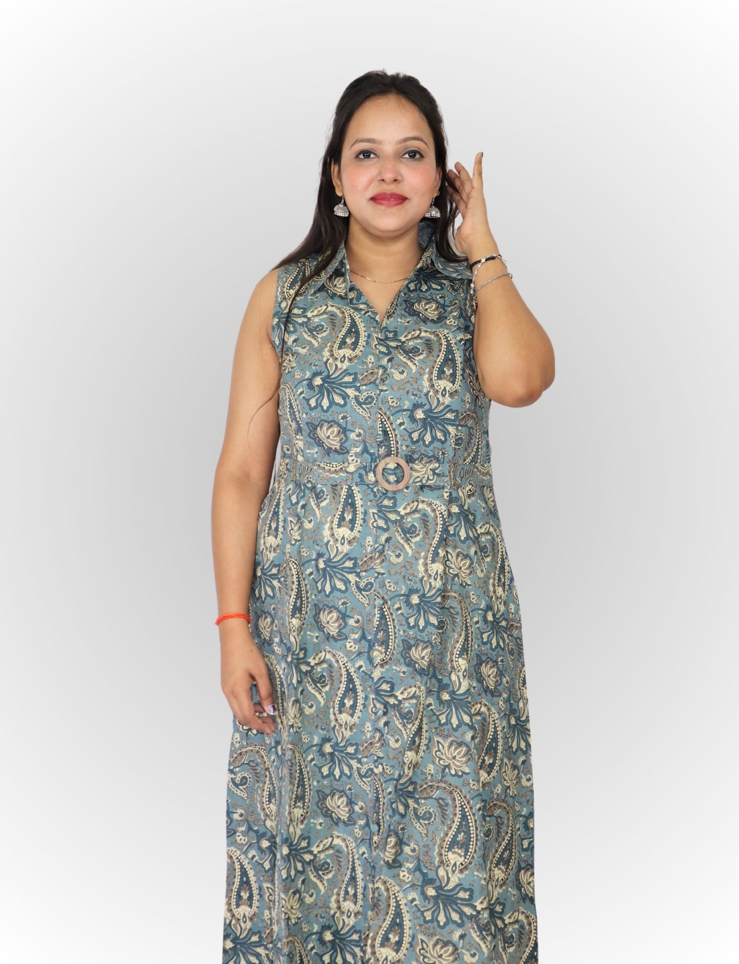 Vedickulture Sleeveless Long A-line Kurta with Paisley Print, Blue and Cream, V-Neck Collar with Belt
